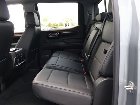 Used 2023 GMC Sierra 1500 Denali RWD image 17