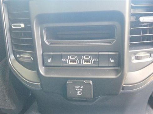 Used 2022 RAM 2500 Limited w/ Towing Technology Group image 15