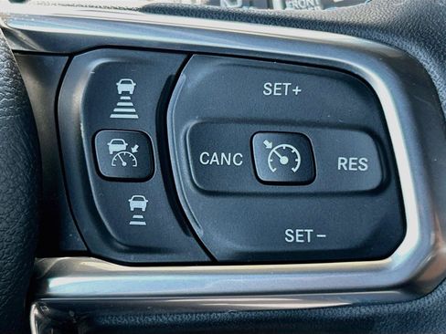 Used 2024 Jeep Wrangler High Altitude AWD/4WD image 35
