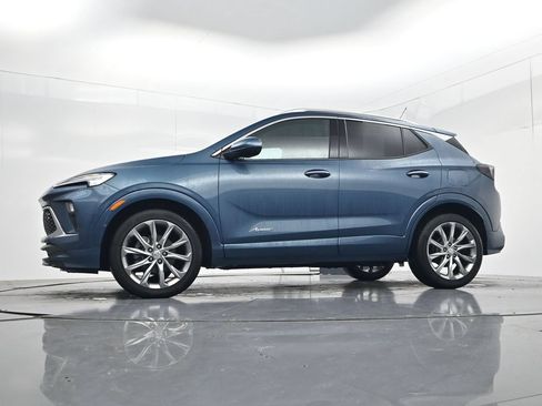 Used 2024 Buick Encore GX Avenir w/ Avenir Convenience Package FWD image 33