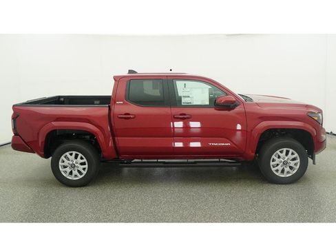 New 2026 Toyota Tacoma SR5 AWD/4WD image 11