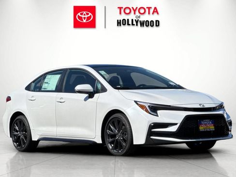 New 2026 Toyota Corolla XSE w/ Carpet Mat Package (TMS) FWD image 2