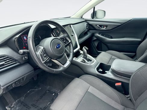 Used 2022 Subaru Outback Premium AWD/4WD image 10