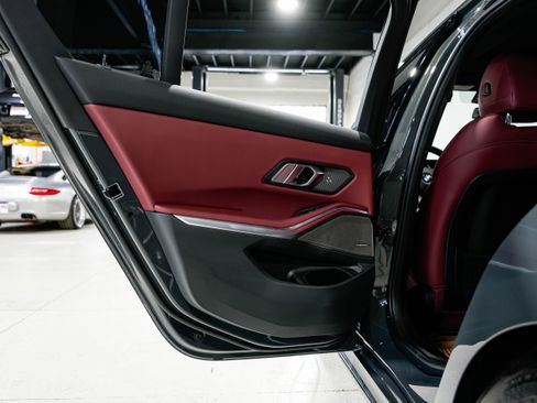 Used 2023 BMW M340i xDrive image 34