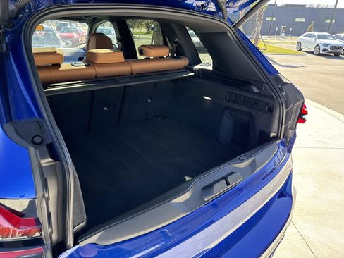 Used 2025 BMW X5 M60i image 12