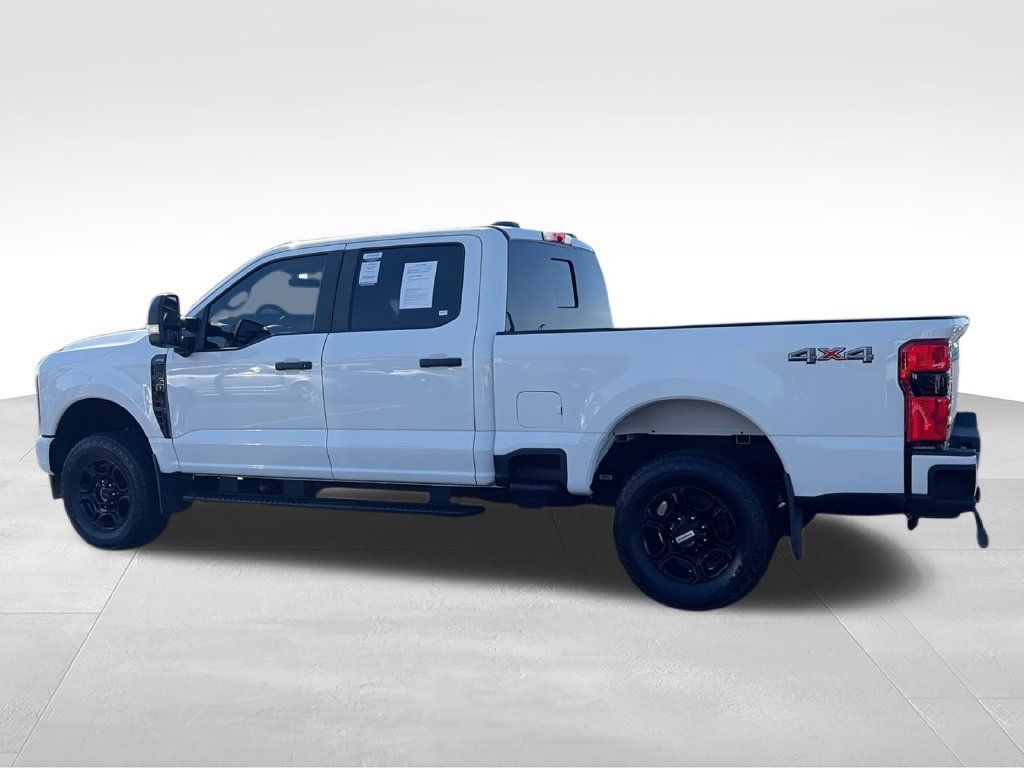 Used 2024 Ford F250 XL w/ STX Appearance Package AWD/4WD image 6