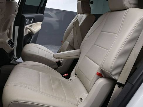 Used 2020 Mercedes-Benz GLS 450 4MATIC image 17