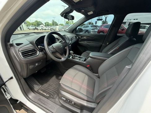 Used 2024 Chevrolet Equinox RS FWD image 10