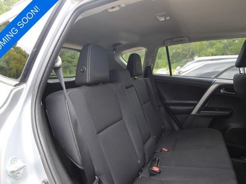 Used 2018 Toyota RAV4 XLE w/ Plus Extra Value Package FWD image 7