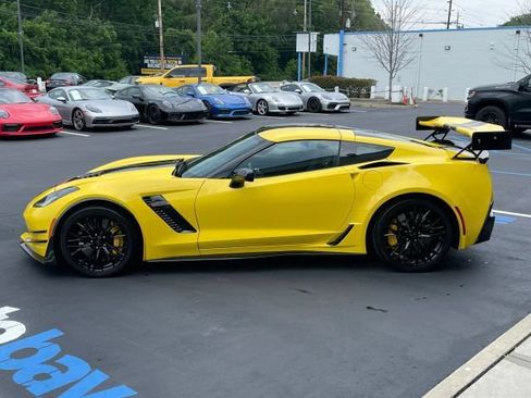 Used 2016 Chevrolet Corvette Z06 w/ Z07 Performance Package RWD image 14