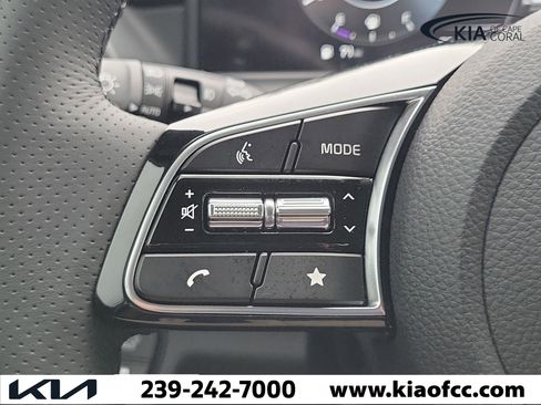 New 2026 Kia Seltos SX AWD/4WD image 25