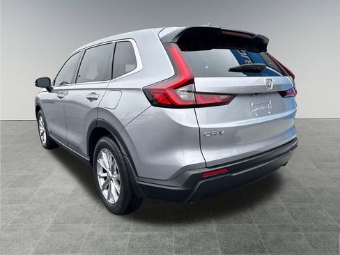Used 2024 Honda CR-V EX image 3