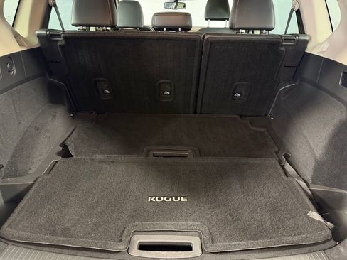 Used 2023 Nissan Rogue Platinum w/ Platinum Premium Package image 34