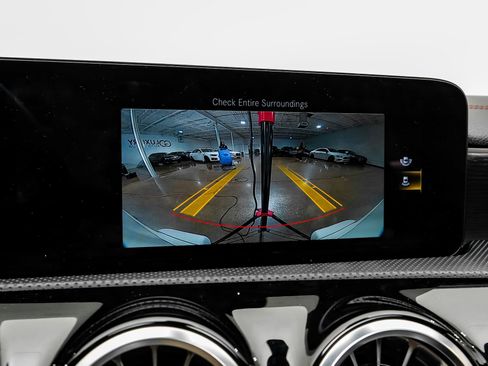 Used 2023 Mercedes-Benz CLA 250 4MATIC image 24