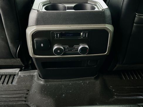 Used 2019 Ford Expedition XLT w/ Equipment Group 201A image 25