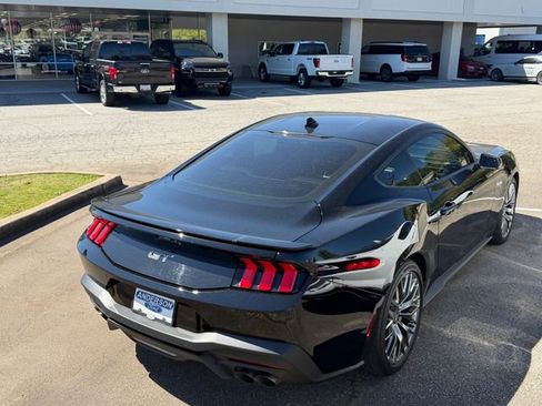 Used 2024 Ford Mustang GT Premium RWD image 4