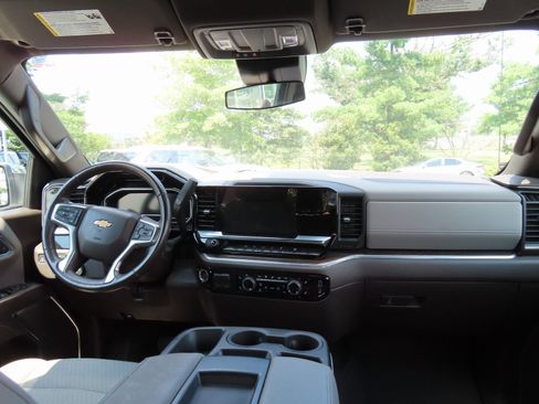 Used 2023 Chevrolet Silverado 1500 LT w/ Protection Package image 17