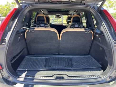 Used 2018 Volvo XC90 T6 Momentum w/ Convenience Package AWD/4WD image 24