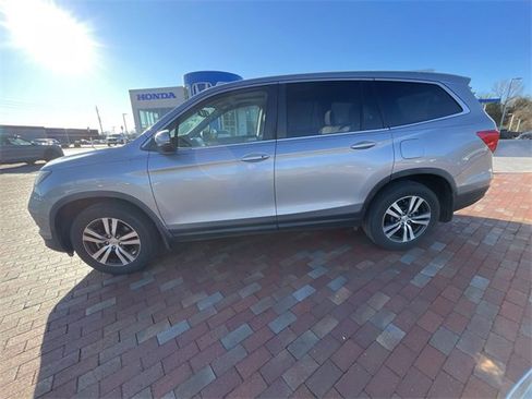 Used 2018 Honda Pilot EX-L image 12