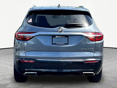 Used 2018 Buick Enclave Essence FWD image 5