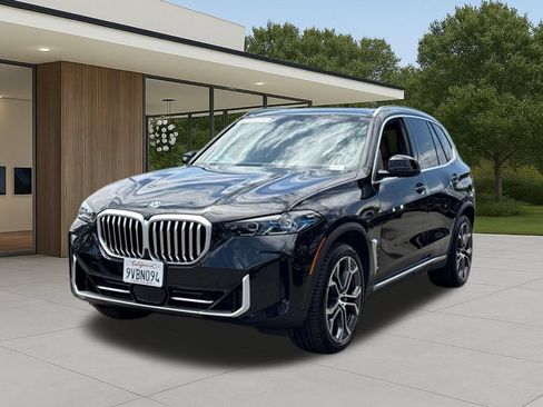 Used 2026 BMW X5 xDrive40i w/ Premium Package AWD/4WD image 2