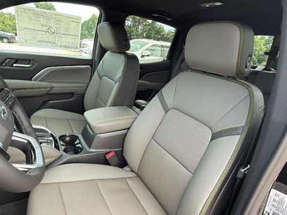 New 2026 Chevrolet Colorado ZR2 w/ Technology Package