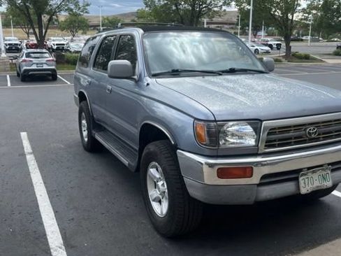 Used 1998 Toyota 4Runner SR5 w/ Preferred Equipment Group 1 AWD/4WD image 3