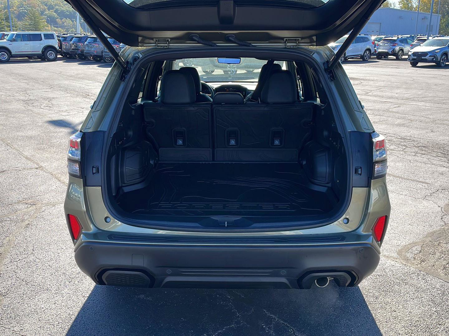 Used 2025 Subaru Forester Touring AWD/4WD image 31