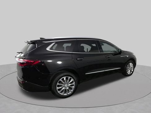 Used 2020 Buick Enclave Premium w/ Sun and Sites Package FWD image 10