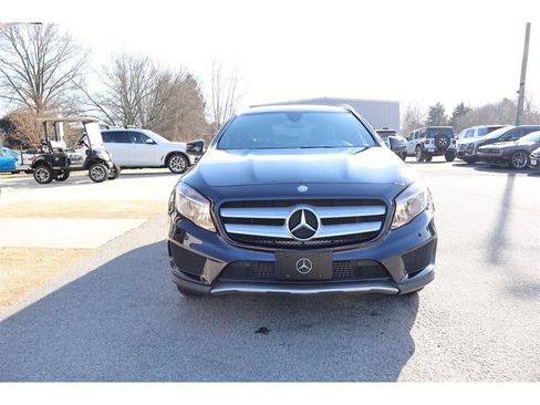 Used 2017 Mercedes-Benz GLA 250 4MATIC image 48