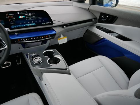 New 2026 Cadillac Optiq Luxury 1 image 9