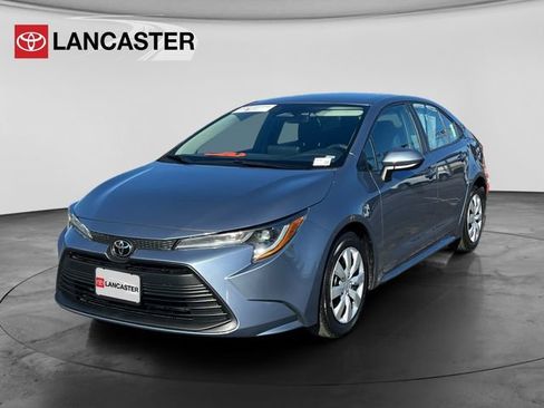 Certified 2023 Toyota Corolla LE image 3