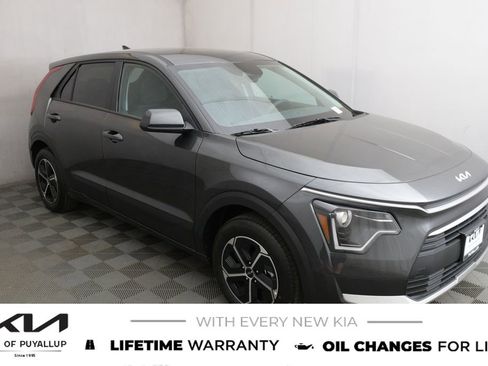 New 2026 Kia Niro LX image 3