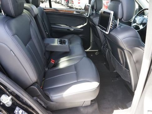 Used 2011 Mercedes-Benz GL 450 4MATIC image 19