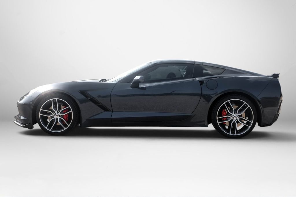 Used 2019 Chevrolet Corvette Stingray Coupe w/ 2LT Preferred Equipment Group RWD image 8