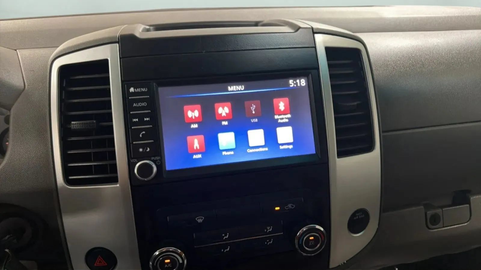 Used 2019 Nissan Frontier SV AWD/4WD image 13