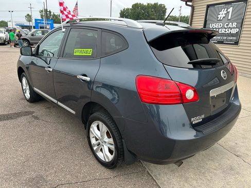 Used 2015 Nissan Rogue S w/ Convenience Package AWD/4WD image 6