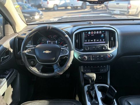 Used 2018 Chevrolet Colorado ZR2 AWD/4WD image 18