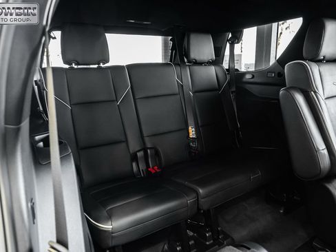 Used 2025 Cadillac Escalade Premium Luxury AWD/4WD image 47