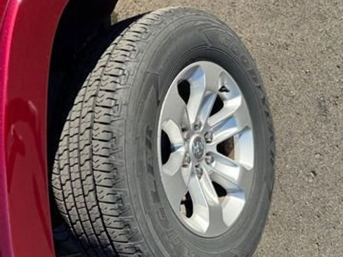 Used 2022 RAM 1500 Laramie image 8