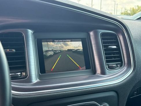 Used 2018 Dodge Charger SXT w/ Blacktop Package RWD image 20