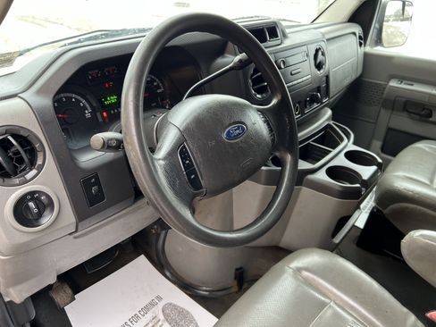 Used 2011 Ford E-250 and Econoline 250 Extended w/ Commercial Cargo Van Pkg image 21