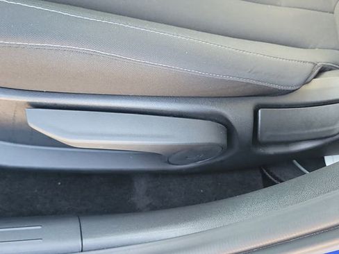 Used 2025 Hyundai Elantra Sport image 18