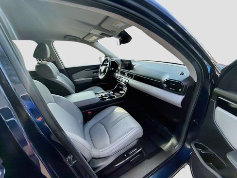 Certified 2025 Honda Pilot EX-L image 31