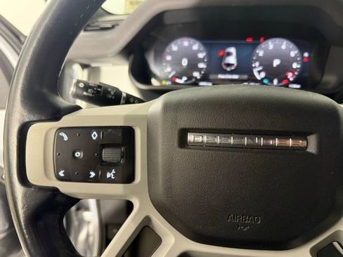 Used 2023 Land Rover Defender 110 SE image 19