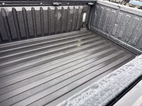 Used 2023 RAM 1500 Limited AWD/4WD image 15