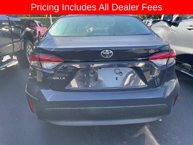 Used 2023 Toyota Corolla LE FWD image 4