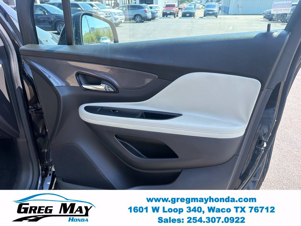 Used 2022 Buick Encore Preferred w/ Safety Package AWD/4WD image 29