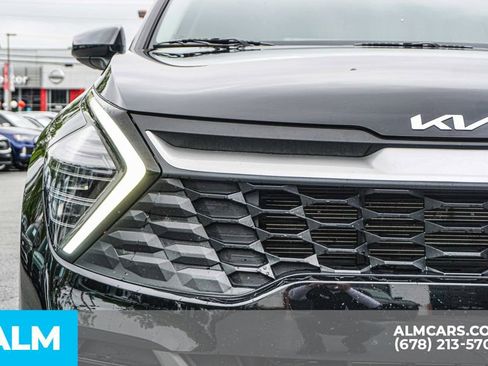Used 2025 Kia Sportage LX FWD image 12