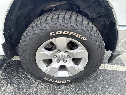 Used 2022 RAM 1500 Big Horn AWD/4WD image 44